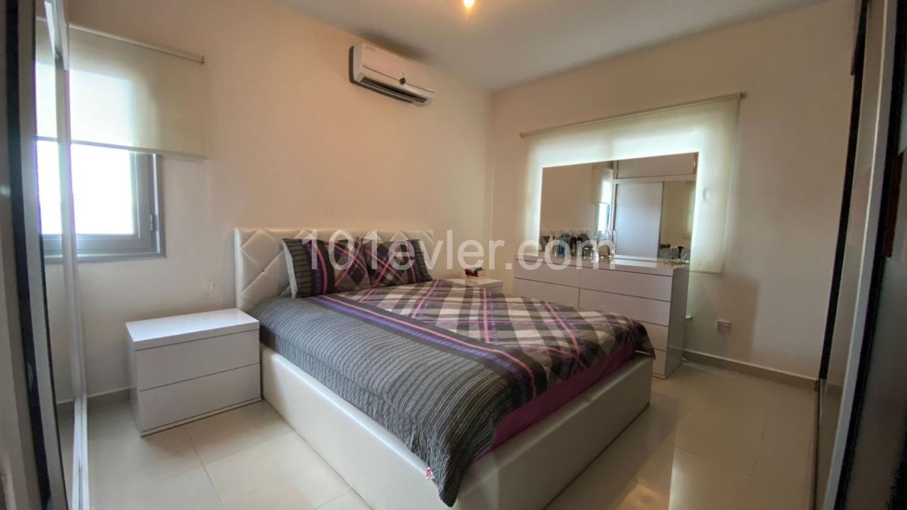 TURKISH KOCANLI 3+1 SPACIOUS FLAT IN GAZİMAĞUSA CENTER ** 