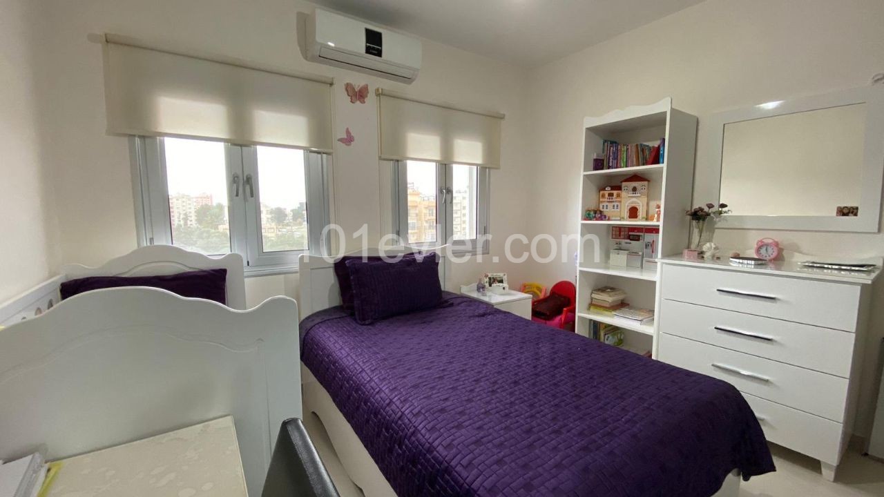 TURKISH KOCANLI 3+1 SPACIOUS FLAT IN GAZİMAĞUSA CENTER ** 