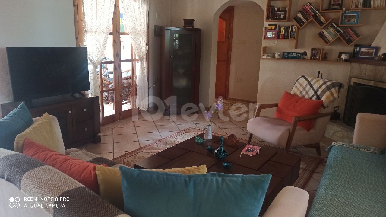 FAMAGUSTA YENIBOGAZICI DORF 3 SCHLAFZIMMER GARTEN VILLA OHNE STROMZAHLUNG!! ** 