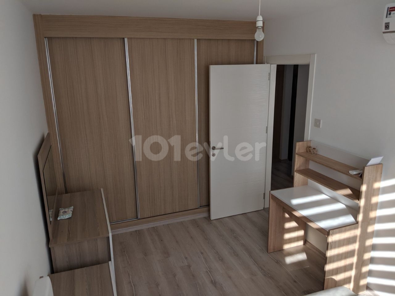 FULL PRICE 2+1 APARTMENT WITHIN WALKING DISTANCE OF FAMAGUSTA EMU ** 