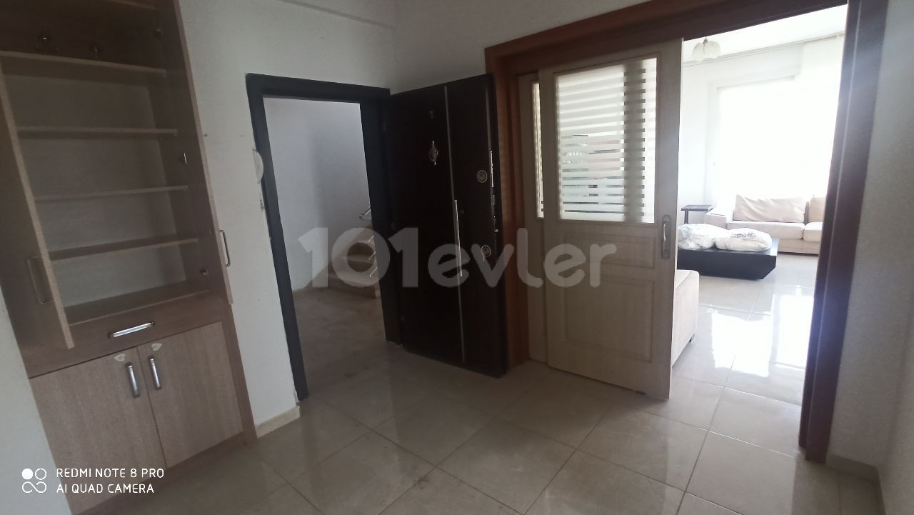 MAĞUSA KALİLAND BÖLGESİ  DAÜ YÜRÜME MESAFESİNDE 3+1 DAİRE 