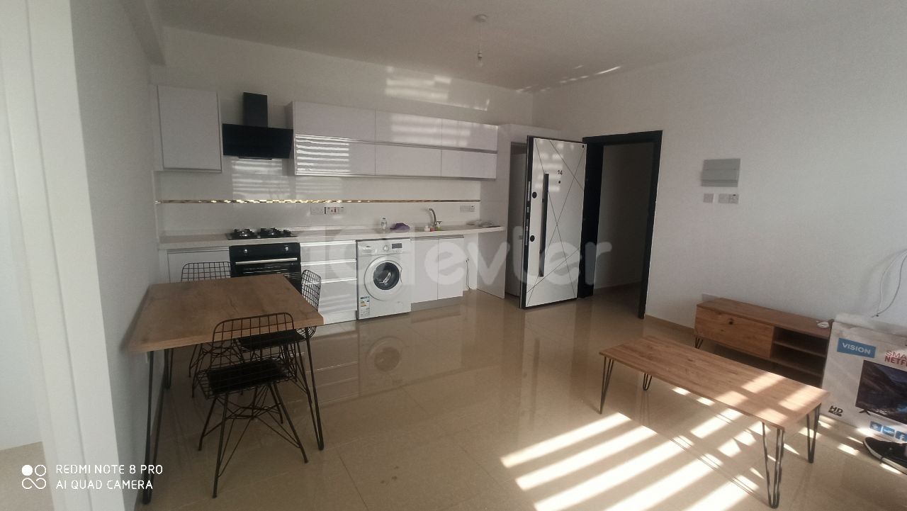 FAMAGUSTA CANAKKALE CTYMALL BEZIRK NULL 2 + 1 WOHNUNG ** 