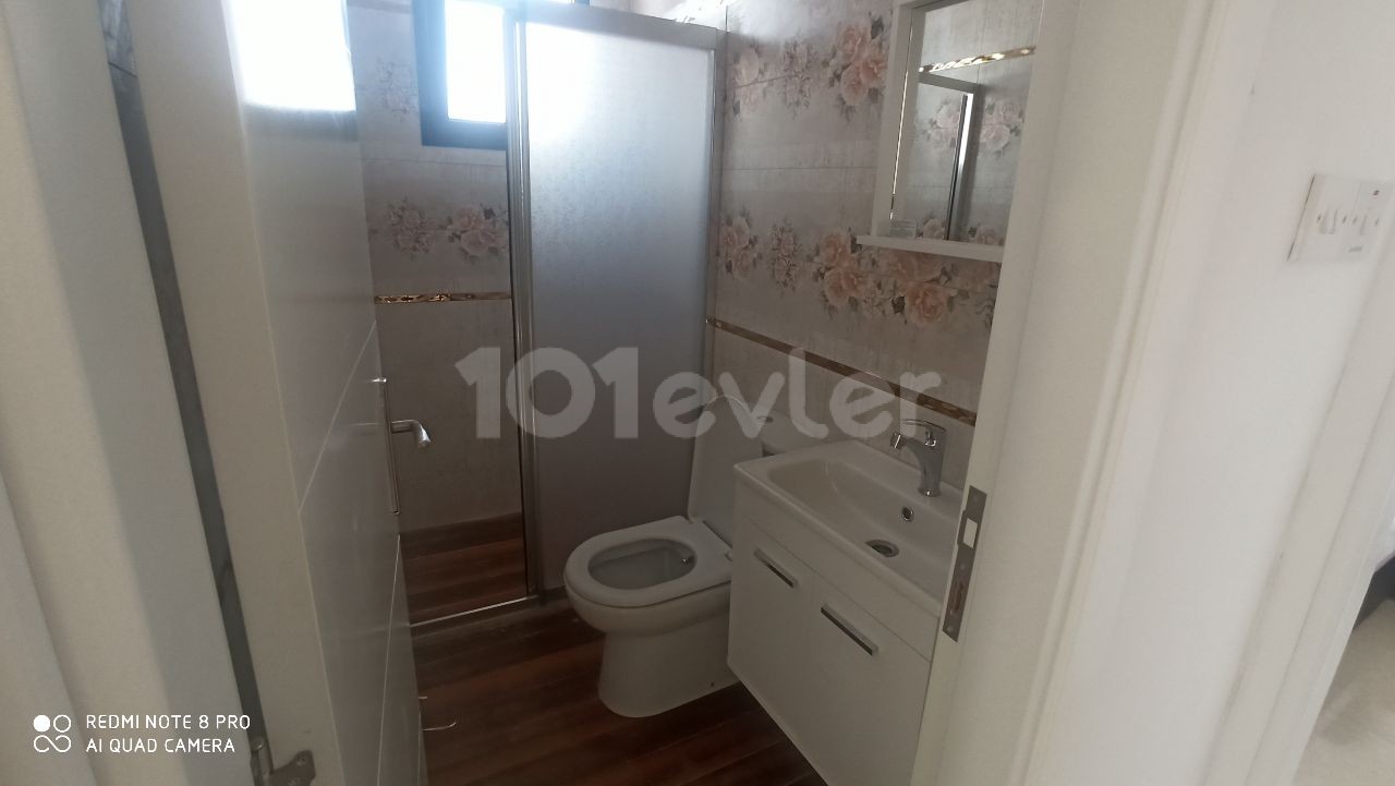 FAMAGUSTA CANAKKALE CTYMALL BEZIRK NULL 2 + 1 WOHNUNG ** 