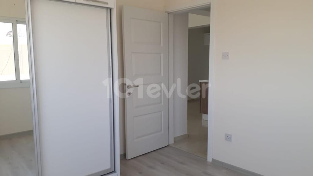 İSKELE MERKEZDE BEYAZ EŞYALI SATILIK 2+1 DAİRE 