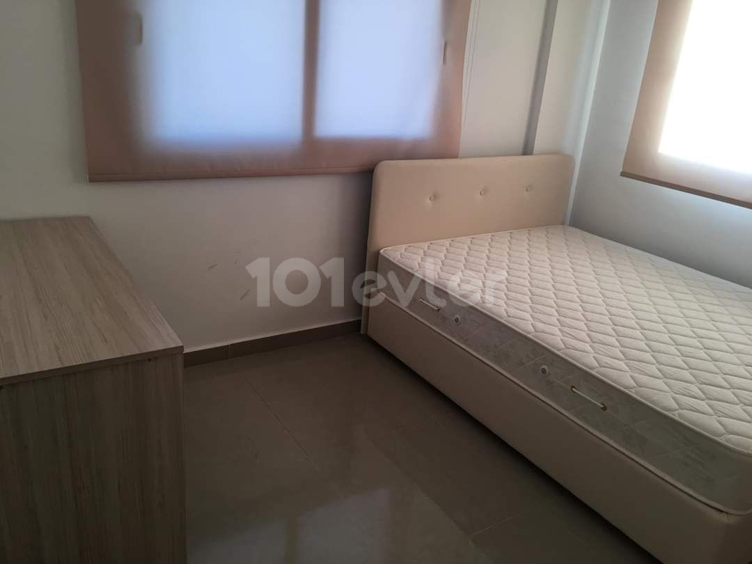 MAĞUSA MERKEZDE KİRALIK 2+1 DAİRE SENELİK PEŞİN 