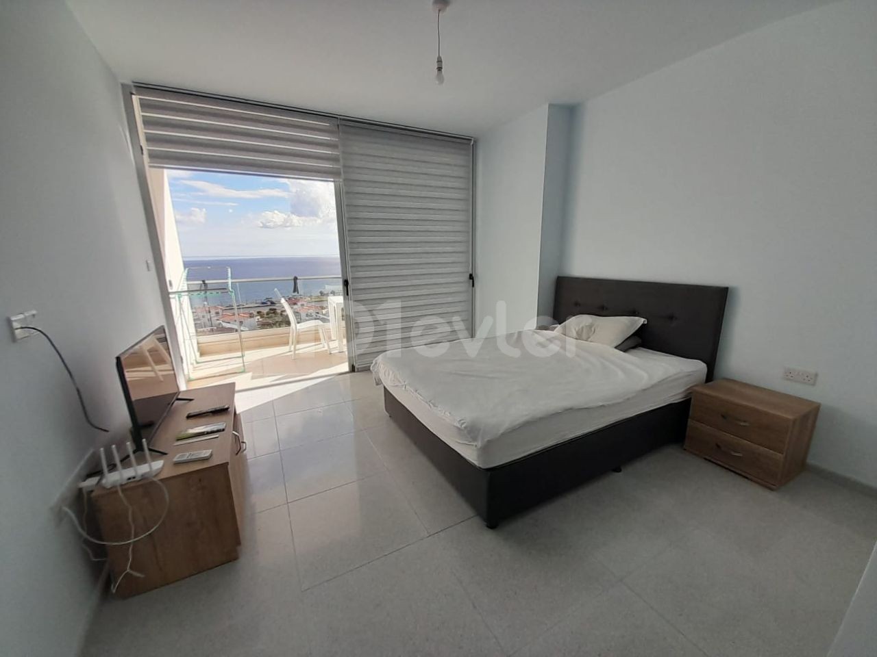 STUDY FLAT FOR SALE IN A SITE WITH SEA VIEW