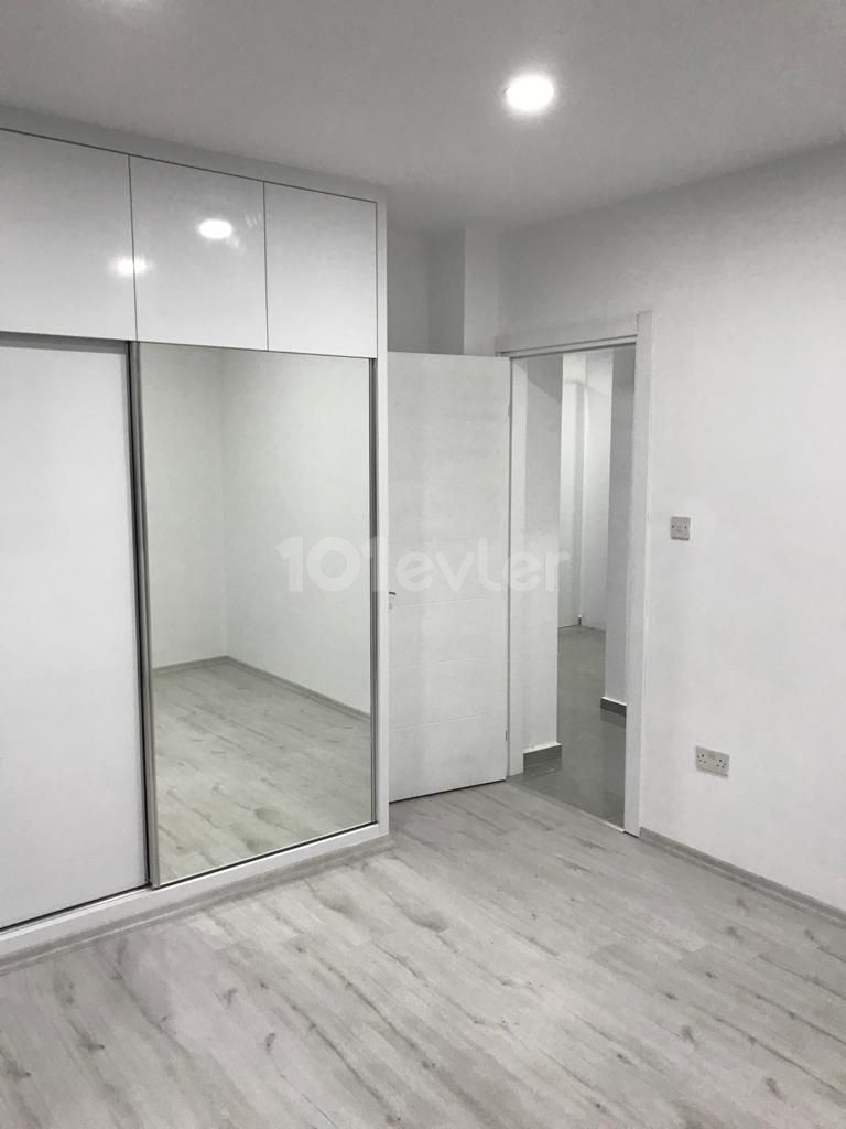 MAĞUSA MERKZDE EŞYASIZ KİRALIK 2+1 YENİ DAİRE