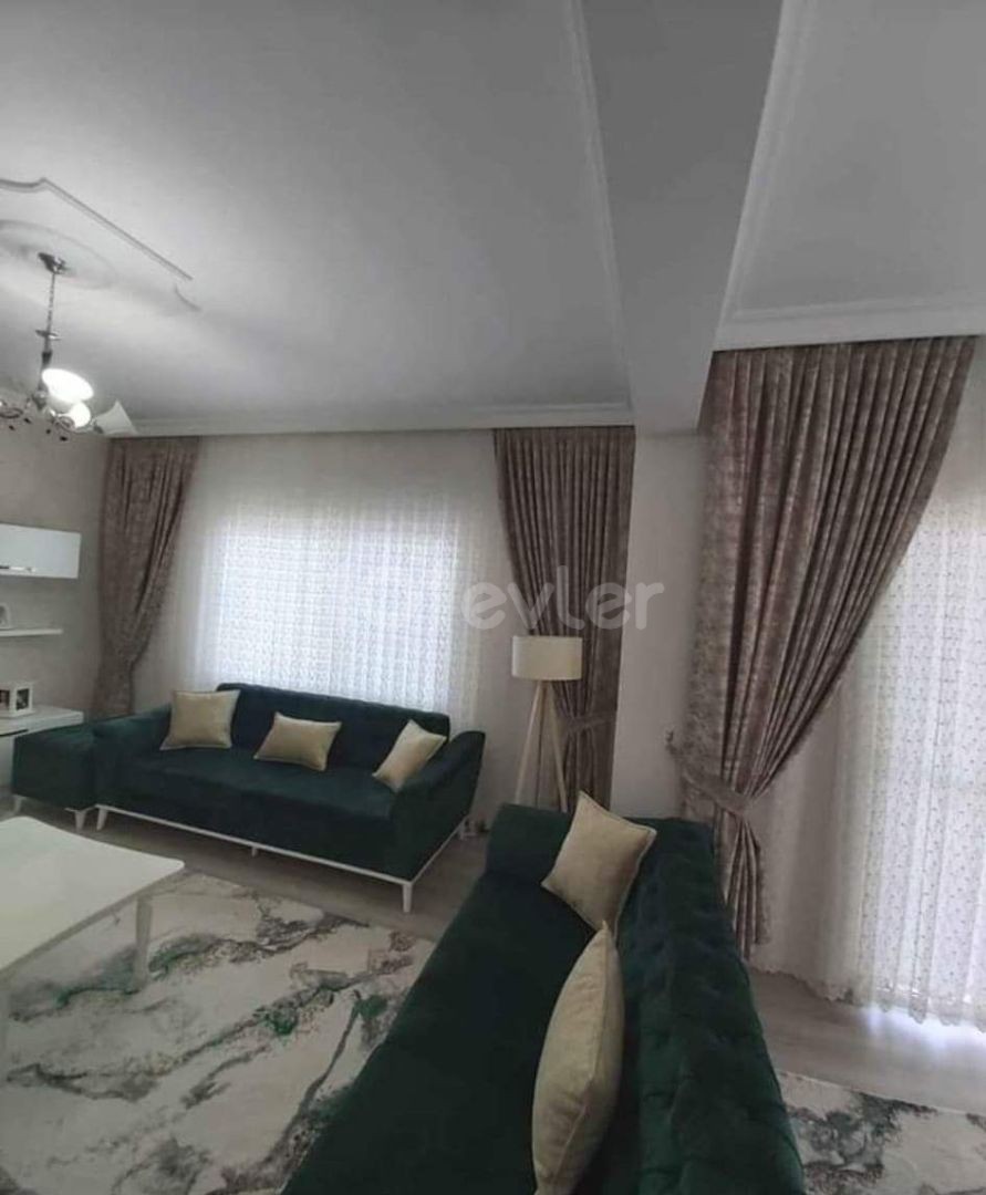 MAĞUSA TUZLA BÖLGESİ MASRAFSIZ GENİŞ 3+1 DAİRE 