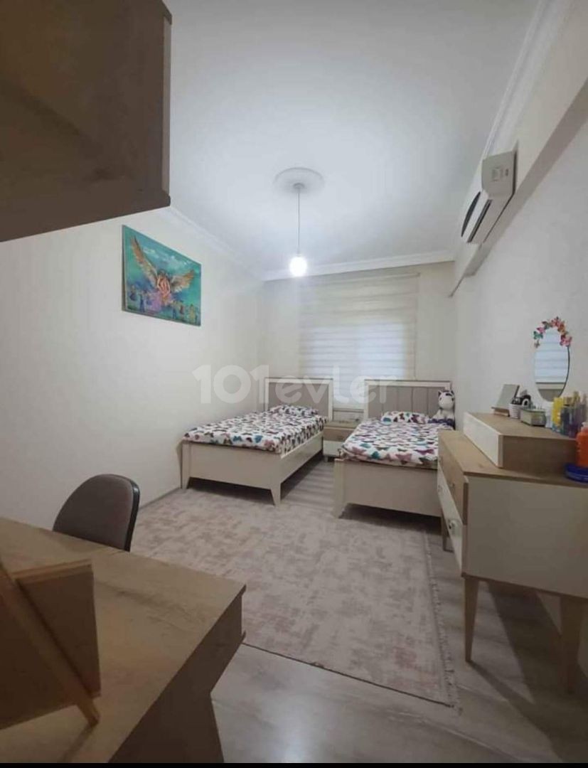 MAĞUSA TUZLA BÖLGESİ MASRAFSIZ GENİŞ 3+1 DAİRE 