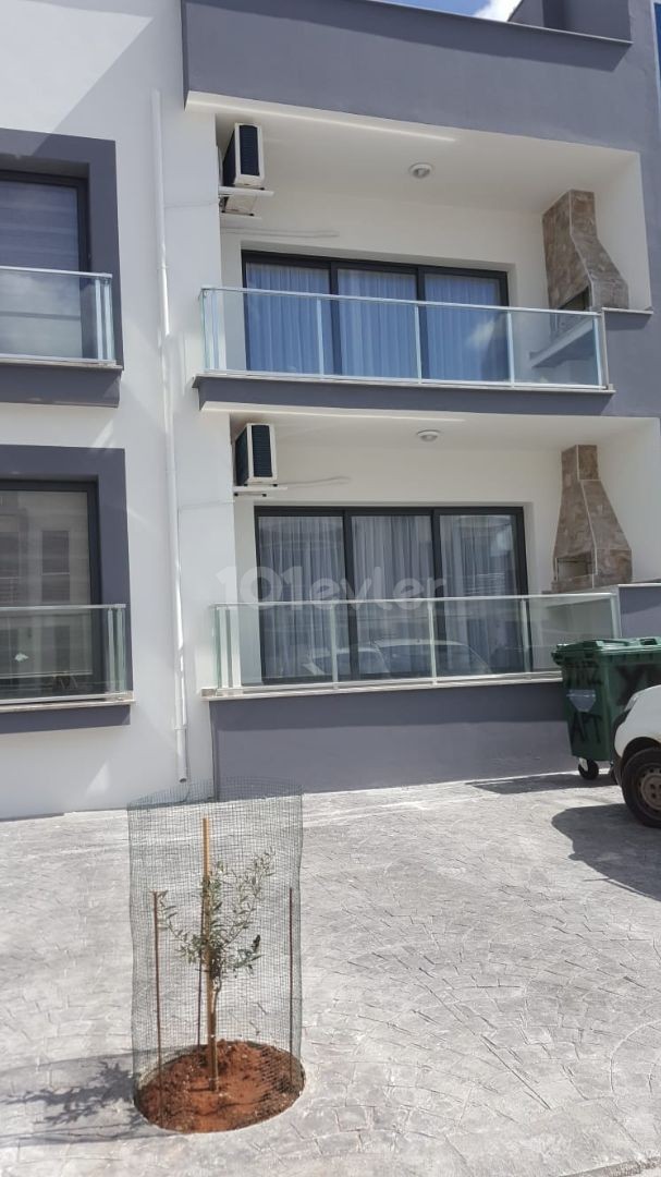 MAĞUSAYA ÇOK YAKIN  MESAFEDE TUZLA BÖLGESİ  SIFIR 2+1 DAİRE