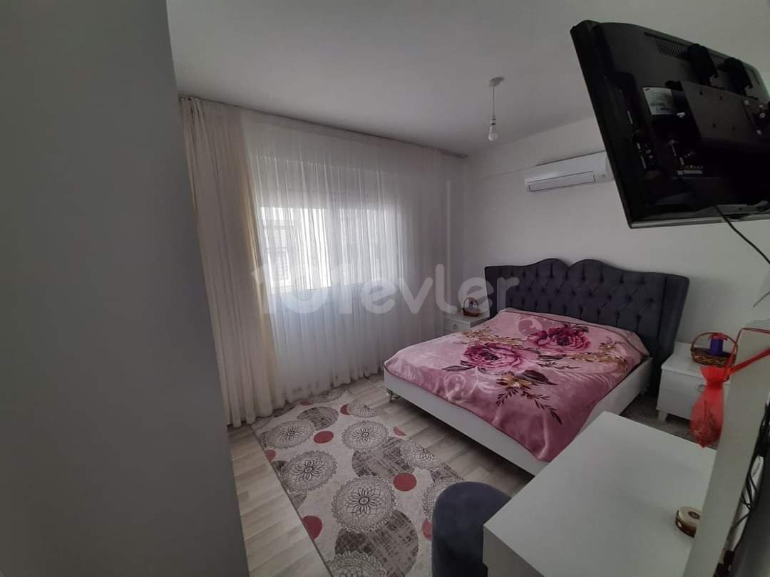 MAĞUSAYA ÇOK YAKIN MESAFEDE  KENT PLUS SİTESİNDE  3+1 YENİ DAİRE 