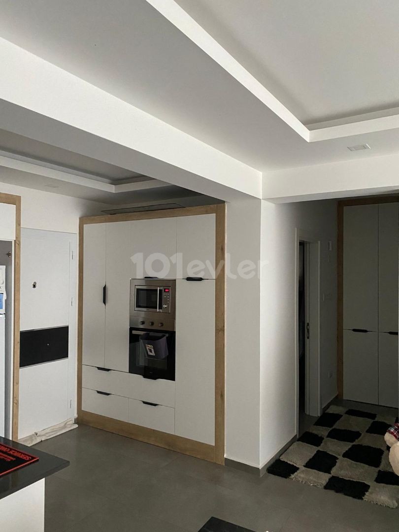 MAĞUSA  MERKEZ'DE TERASPARK REZİDANCEDE SATILIK FULL EŞYALI 1+1 DAİRE