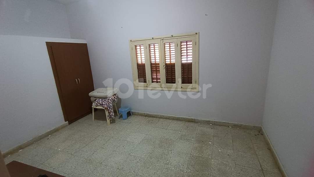 ENJOY YOUR DETACHED HOUSE IN THE CENTER OF THE CITY  