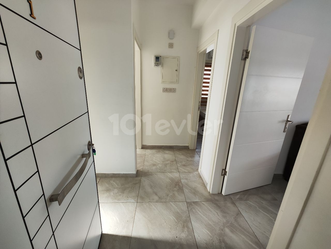 2+1 TERRACE FLOOR APARTMENT NEAR CTYMALL IN CAFUSA 