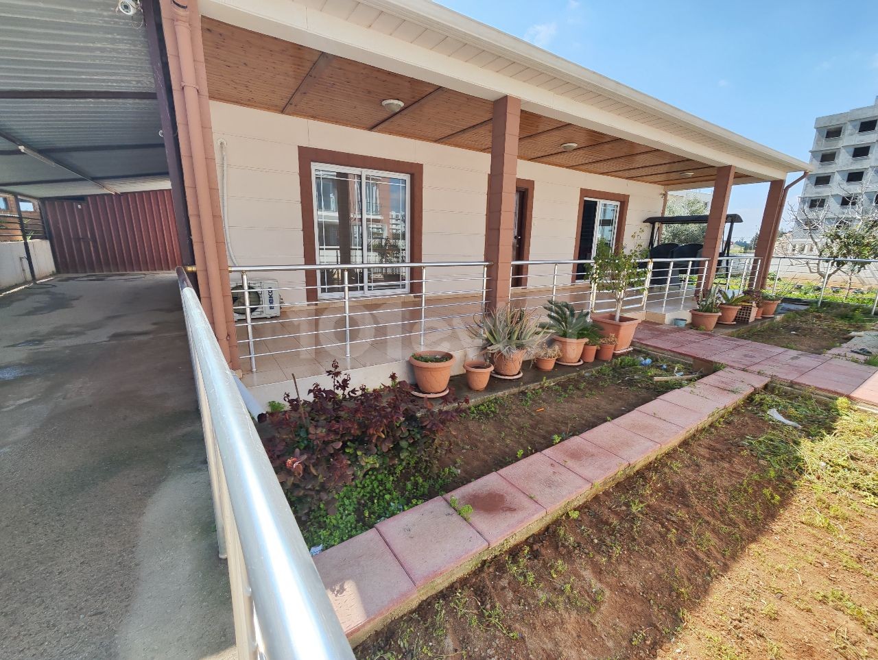 DETACHED HOUSE WITH GARDEN IN CAFUSA ÇANAKKALE REGION 