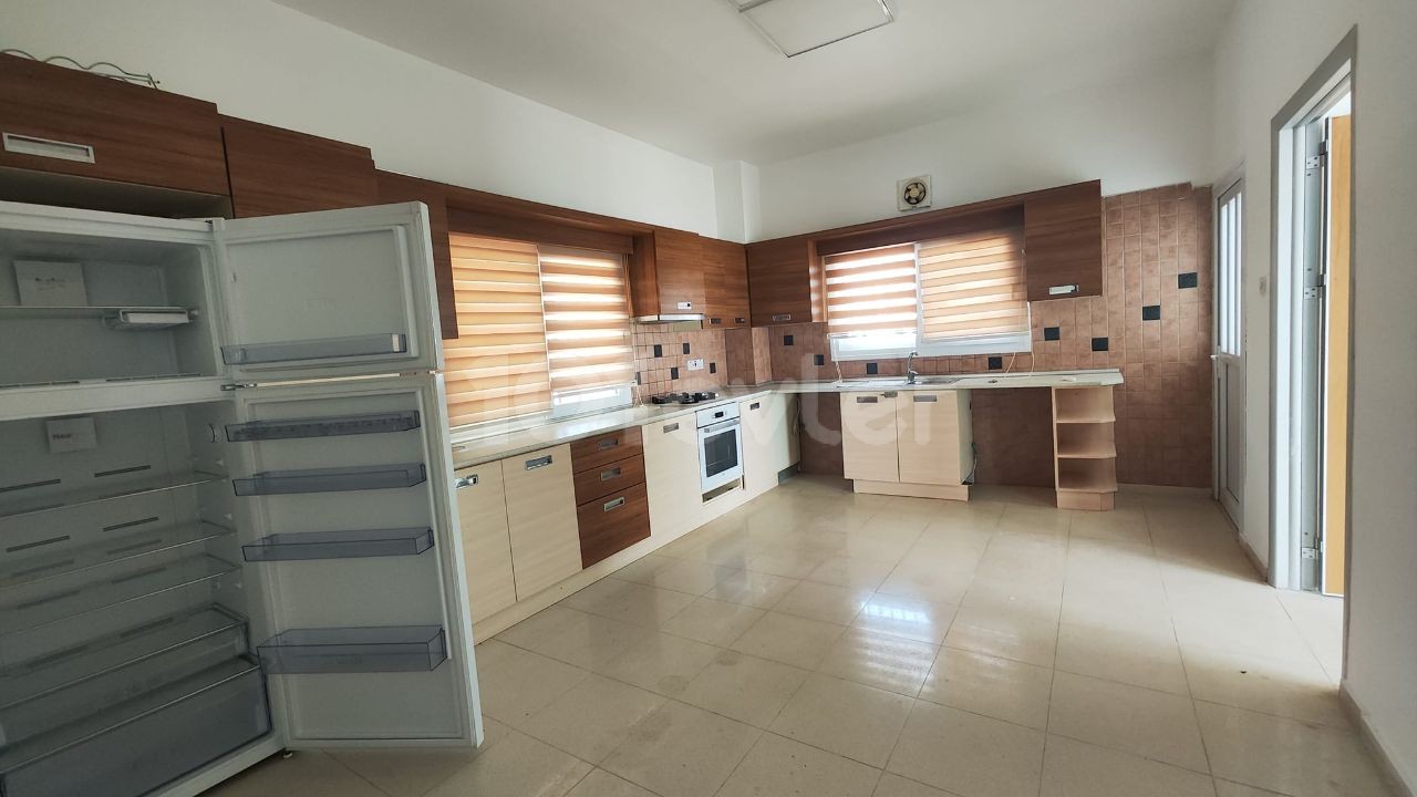 آپارتمان مستقل برای اجاره در ایسکله بوگاز، روبروی ساحل