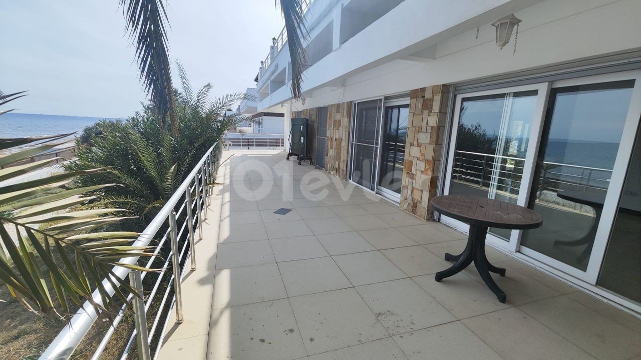 DETACHED FLAT FOR RENT IN İSKELE BOGAZ, BEACHFRONT