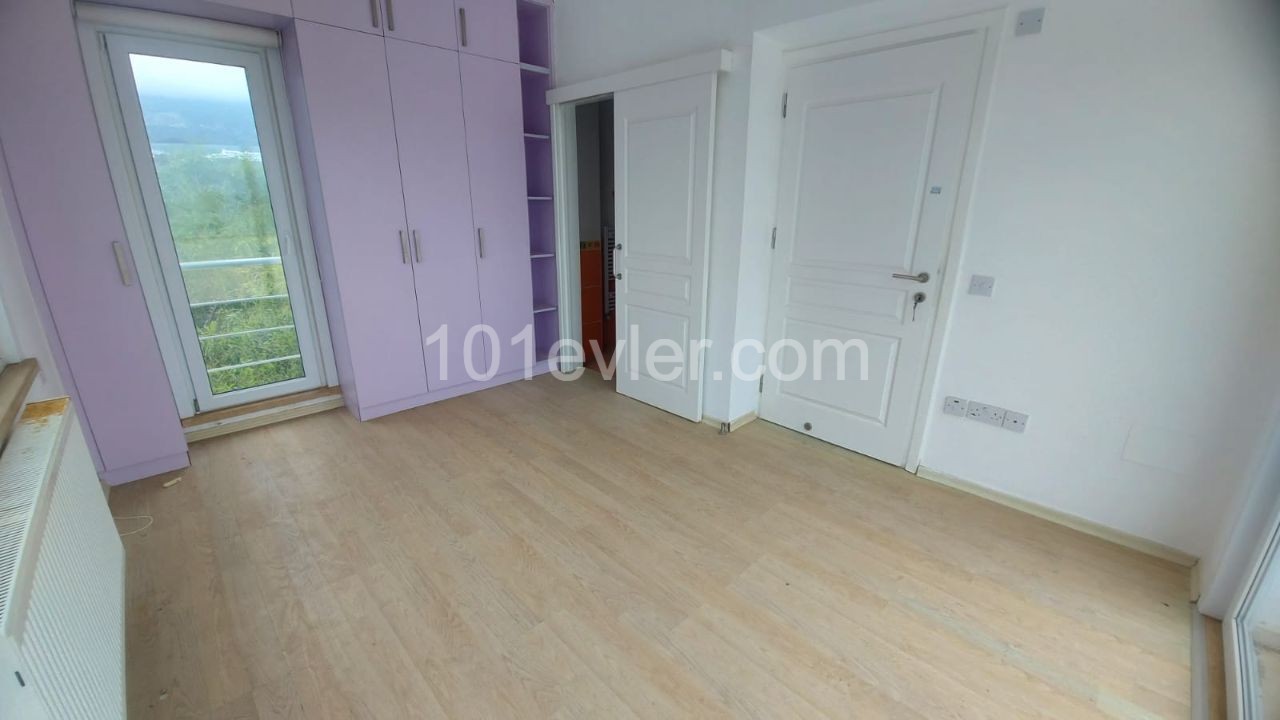 4 bedroom villa for sale in Çatalköy