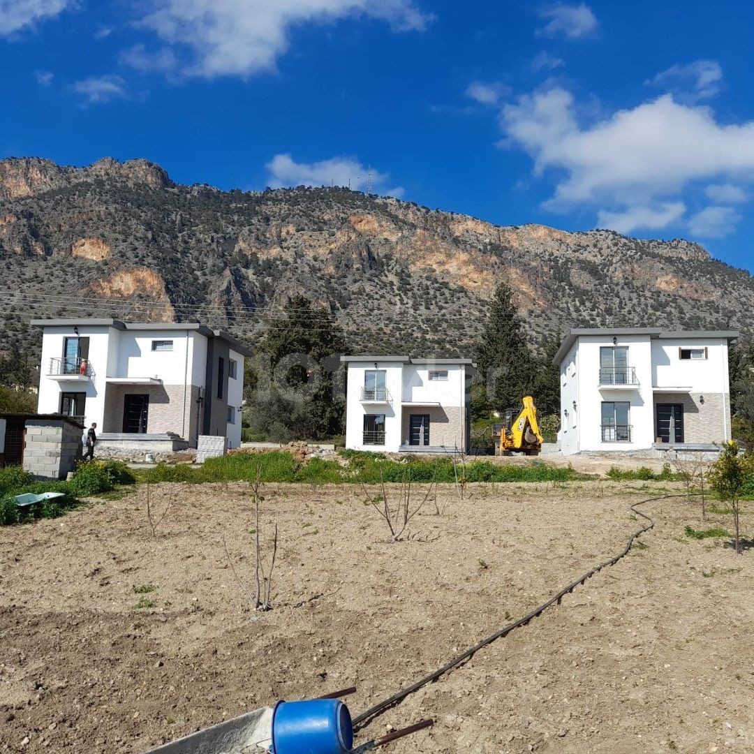 3+1 Moderne Villen zu verkaufen in Kyrenia Bogaz