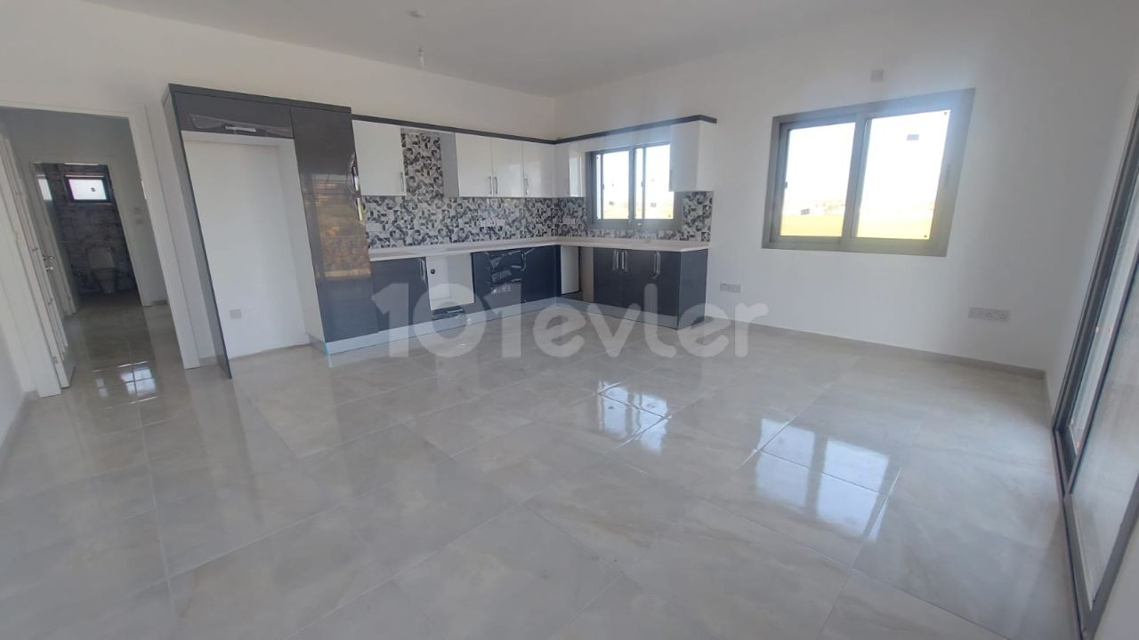 2+1 detached apartments for sale in Alaykoy