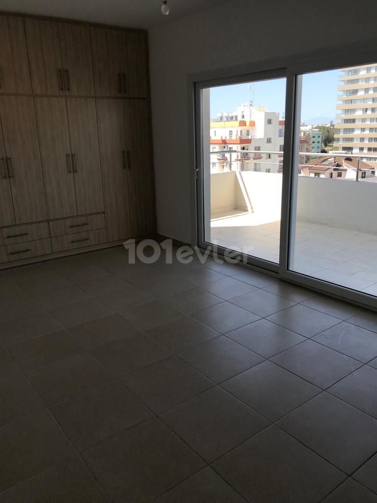 Mağusa Gülserende satılık penthouse