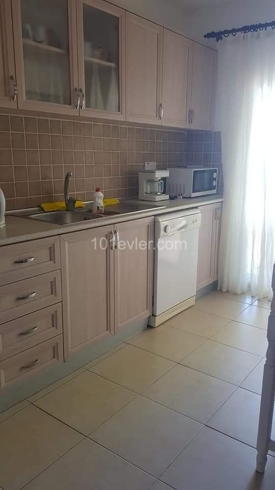 3+ 1 apartments for sale in Kyrenia Lapta ** 