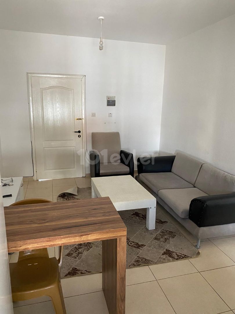 URGENT SALE!!!! FULLY FURNISHED 1+1 FLAT FOR SALE IN THE CENTER OF MAGUSA ** 