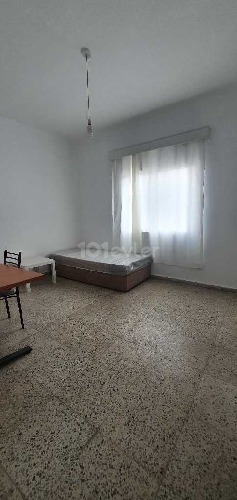 3+1 FLAT FOR RENT IN CENTER OF MAGUSA WITH 6 MONTHS PAYMENT 