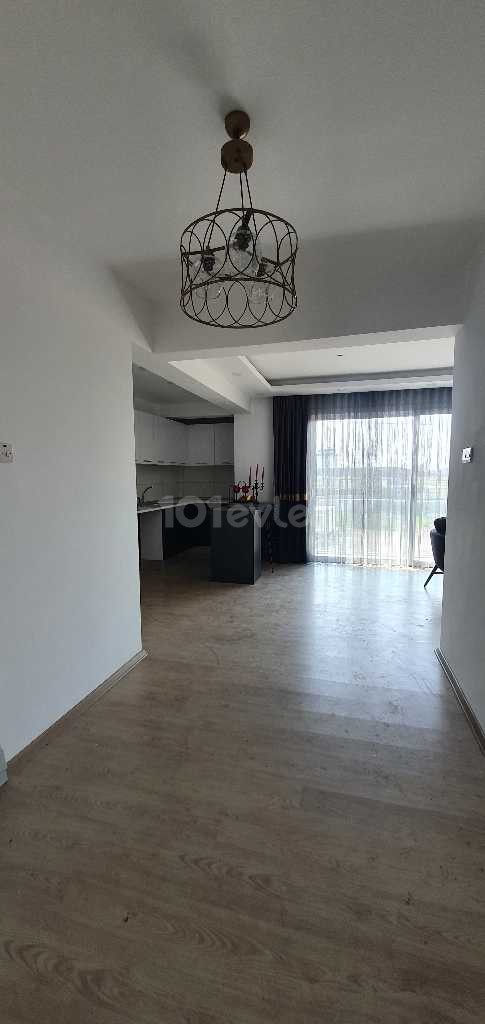 LUXURIOUS FURNISHED 2+1 FLAT FOR RENT NEAR THE CITY MALL ** 