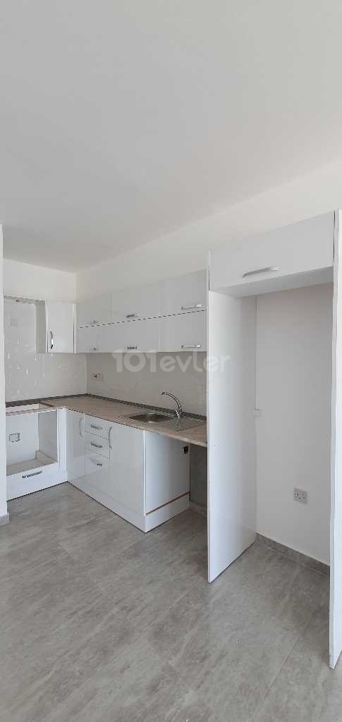 2+1 APARTMENT FOR RENT OUTSIDE THE CITY MALL ** 