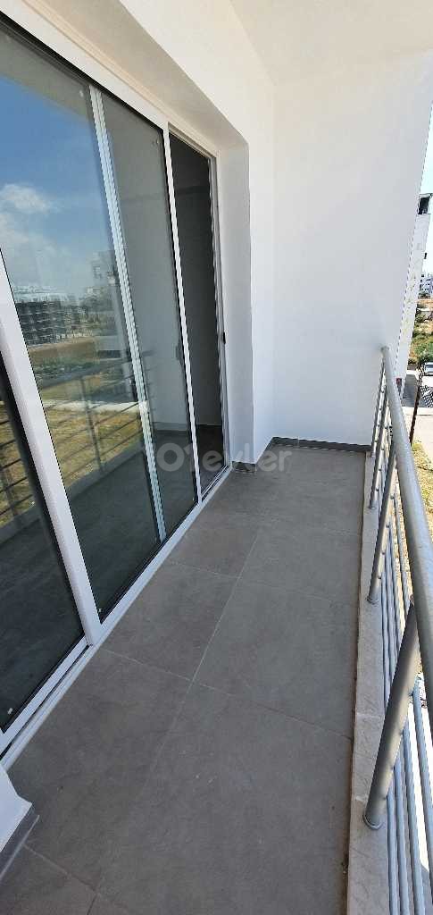 2+1 APARTMENT FOR RENT OUTSIDE THE CITY MALL ** 