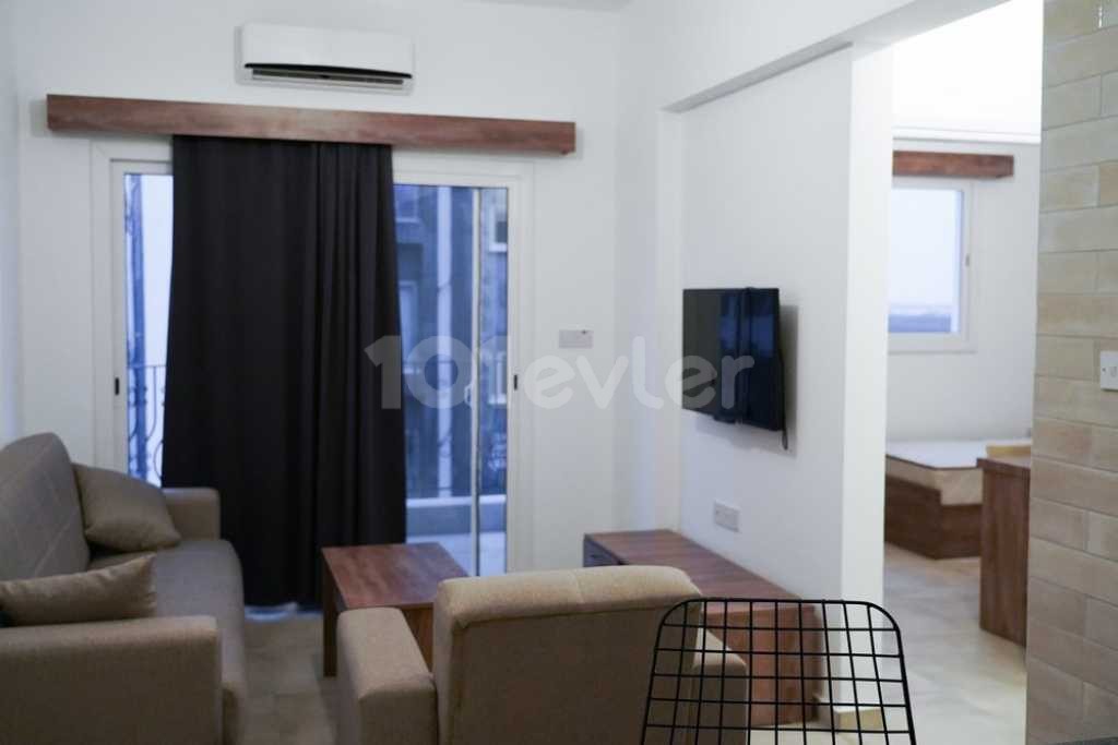 LUXURY FULL ESYALI 2+1 APARTMENT IN A CENTRAL LOCATION WITHIN WALKING DISTANCE OF EMU ** 