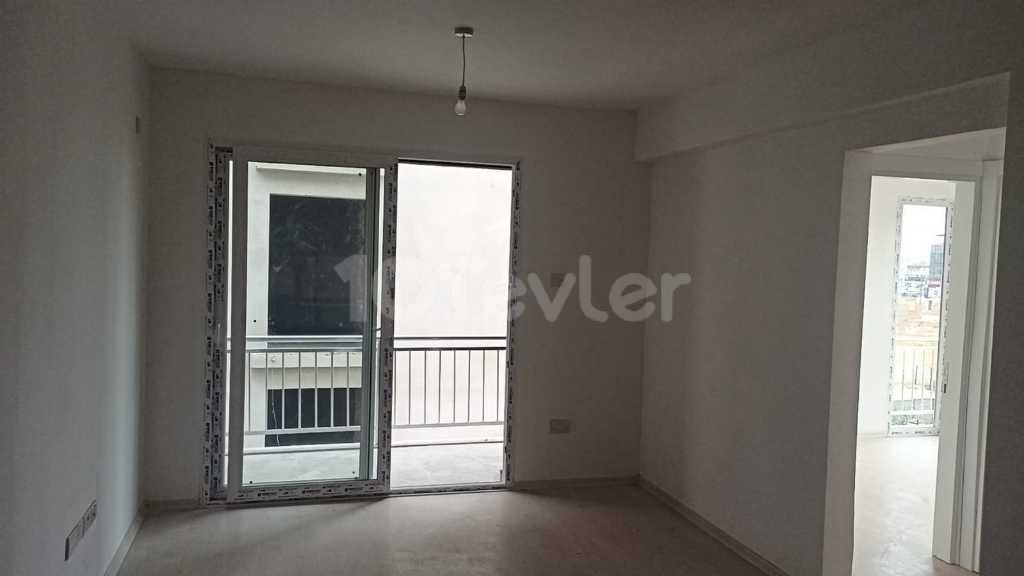 2+1 UNFURNISHED FLAT TO RENT IN CANAKKALE REGION