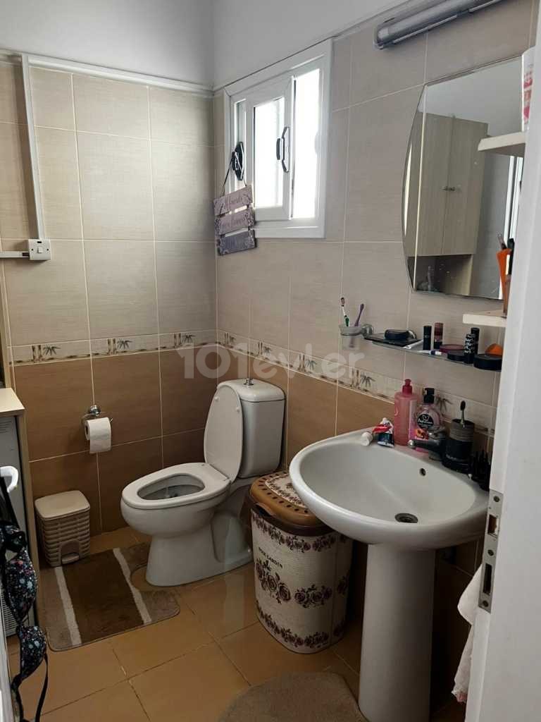 ÇANAKKALE BÖLGESINDE FULL EŞYALI AİLE APARTMANI 3+1 DAİRE