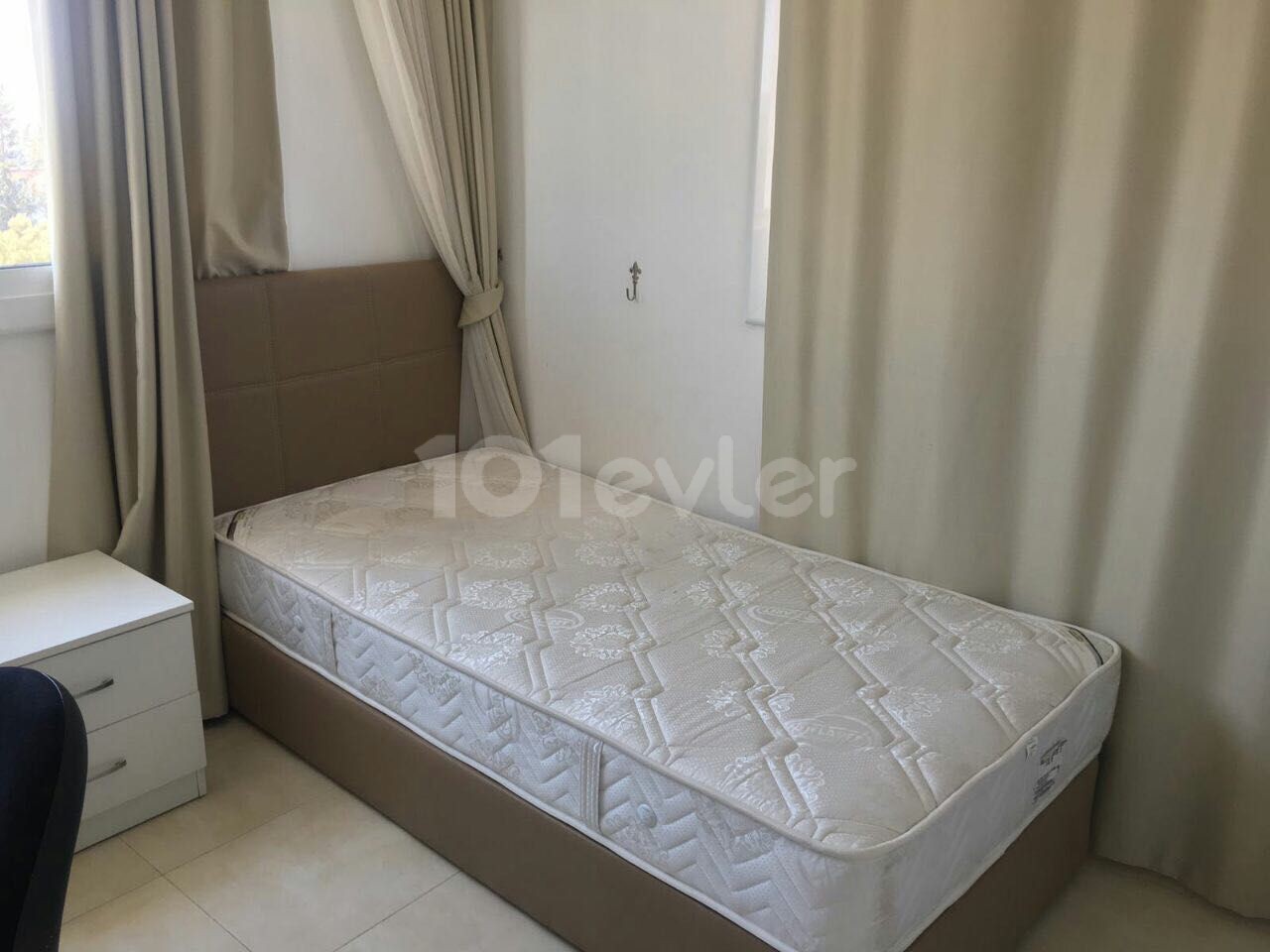 MAĞUSA MERKEZDE DAÜ YAKININDA 2+1 KİRALIK DAİRE