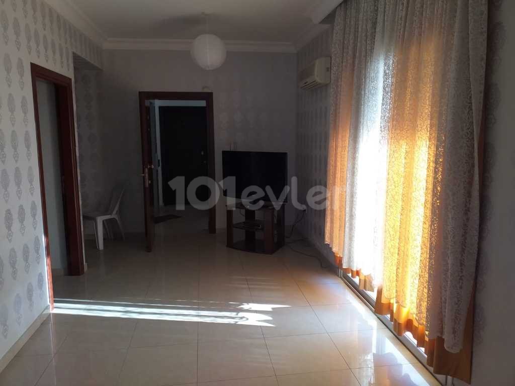 3+1 APARTMENT IN FAMILY APARTMENT IN THE CENTER OF FAMAGUSTA