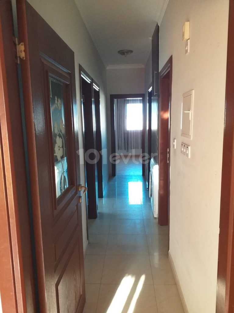 3+1 APARTMENT IN FAMILY APARTMENT IN THE CENTER OF FAMAGUSTA