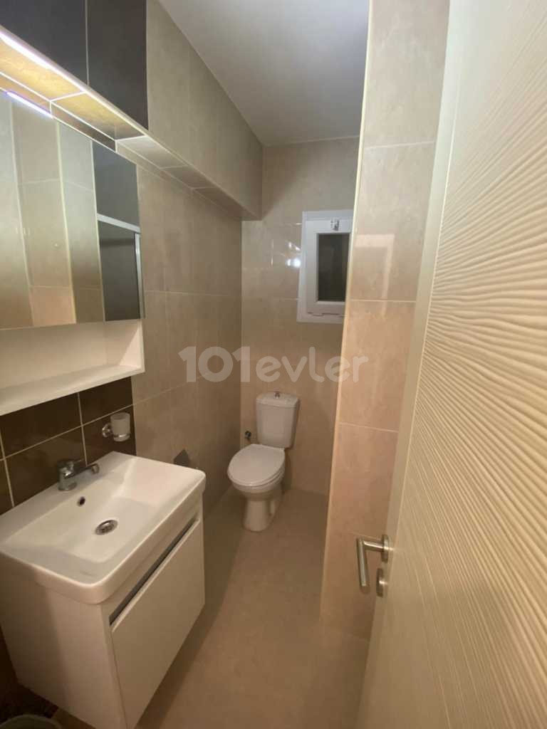 CLEAN FULLY FURNISHED 2 + 1 RENTAL IN ZERO BUILDING IN THE CENTER OF FAMAGUSTA ** 