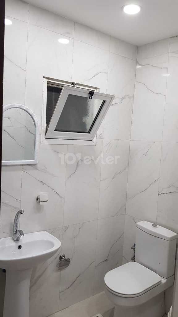 9 AY  ÖDEMELI DAÜ YAKINI GENIŞ FULL ESYALI KOMPLE BAKIMDAN GEÇMİŞ TEMIZ AILE APARTMANI  1+1 DAIRE