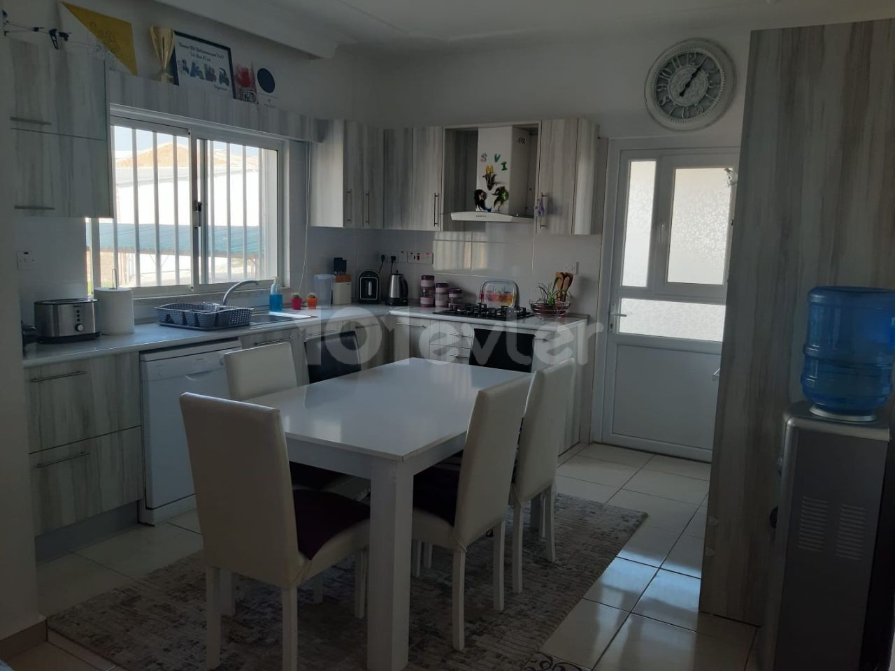 3+1 flat for sale in Famagusta Dumlupinar FLOORING