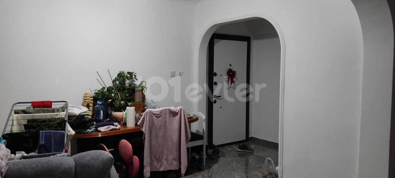 3+1 APARTMENT FOR SALE IN 2 MINUTES WALKING DISTANCE TO DAÜ