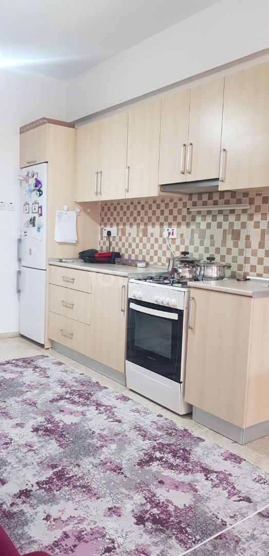 Mağusa Kaliland Bölgesinde full eşyalı aylık ödemeli  kiralık  2+1  daire