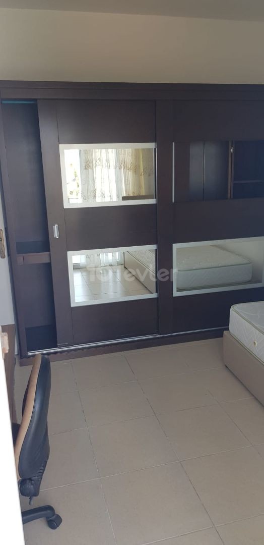 MAĞUSA KARAKOL BÖLGESİNDE 3+1 UGUN FİYATA  kiralık  DAİRE