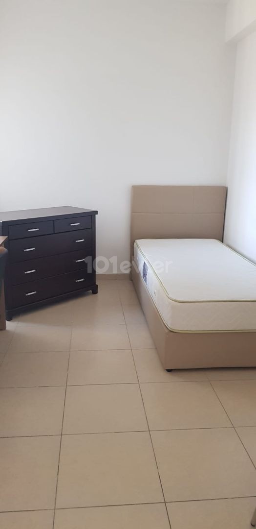 MAĞUSA KARAKOL BÖLGESİNDE 3+1 UGUN FİYATA  kiralık  DAİRE