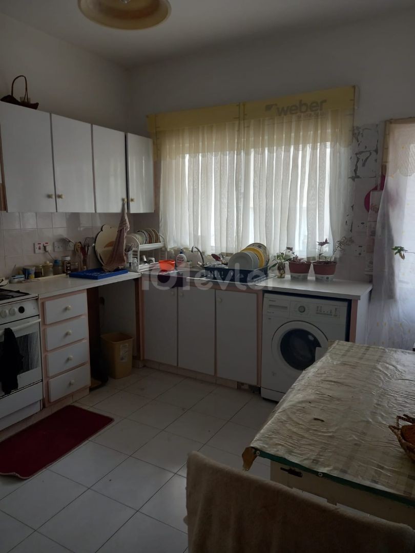 MAĞUSA KARAKOL BÖLGESİNDE 3+1 ACİL SATILIK DAİRE