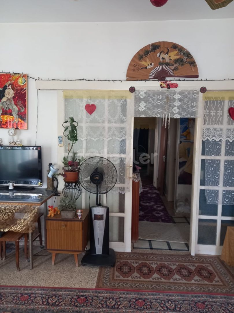 MAĞUSA KARAKOL BÖLGESİNDE 3+1 ACİL SATILIK DAİRE