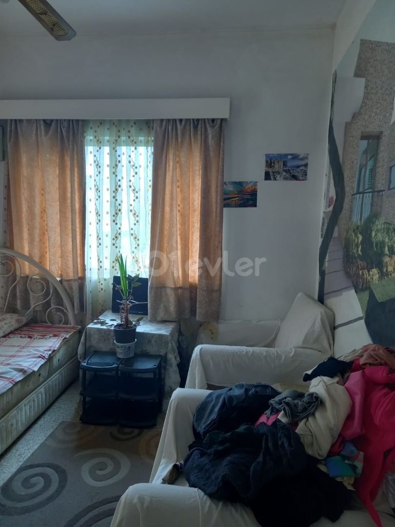 MAĞUSA KARAKOL BÖLGESİNDE 3+1 ACİL SATILIK DAİRE