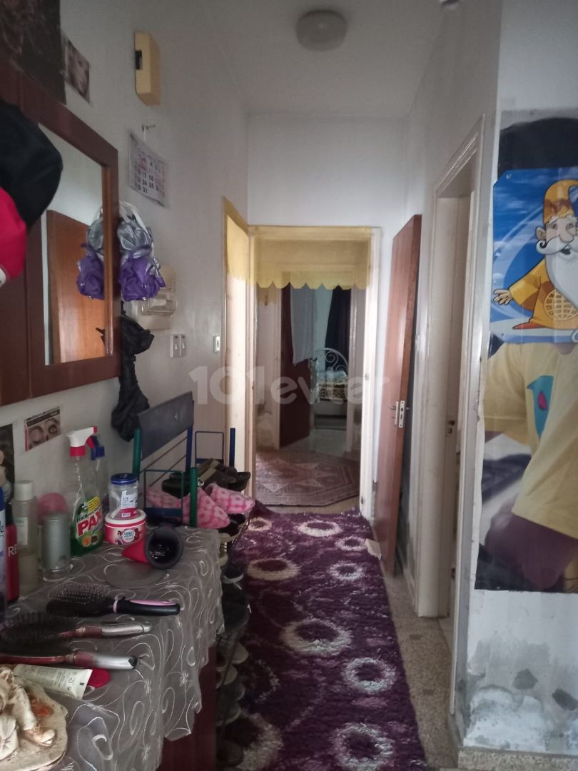 MAĞUSA KARAKOL BÖLGESİNDE 3+1 ACİL SATILIK DAİRE