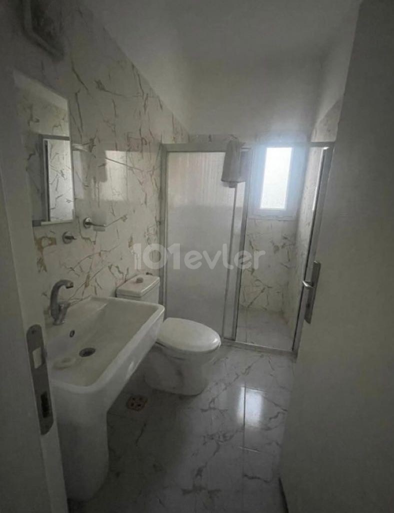 2+1 flat for rent in Çanakkale region, close to Citymalla