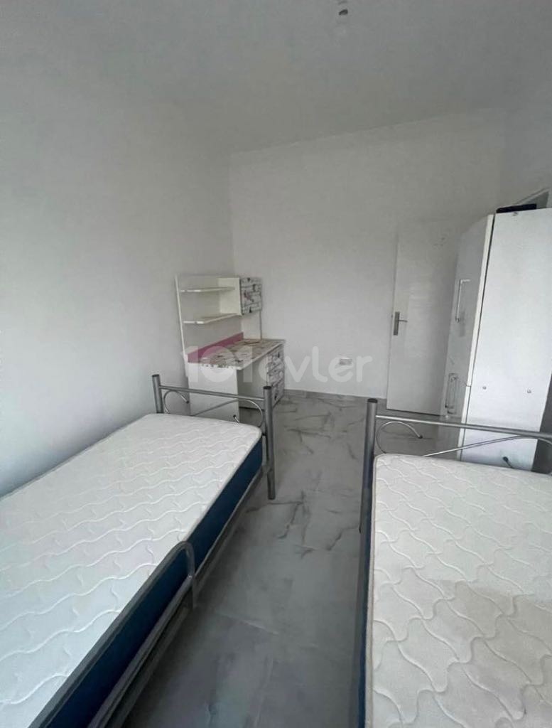 2+1 flat for rent in Çanakkale region, close to Citymalla